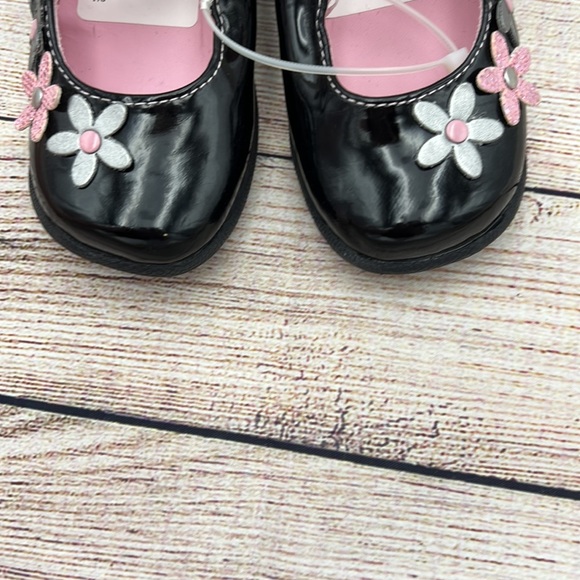 Nordstrom Black Maryjanes with Flowers Sz 7 NWTs - Picture 4 of 5